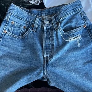LEVIS 501S Skinny Distressed High Rise Jeans 27